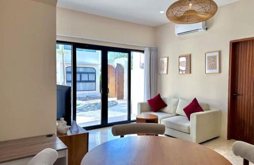 Bukit Hotel | 1A Balangan - Chic Bali Apartment Pool & Beach