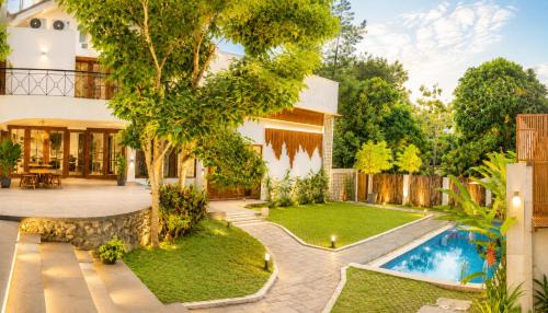 Sentul City Villa | Villa Sentul Legian