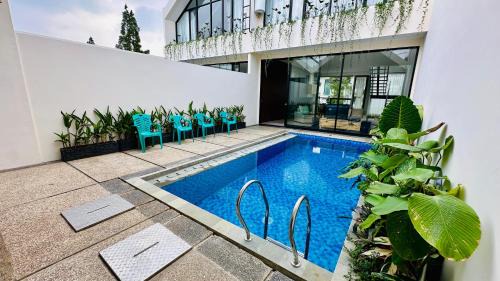 Parongpong Villa | Villa Alam with Pool - Graha Puspa Lembang
