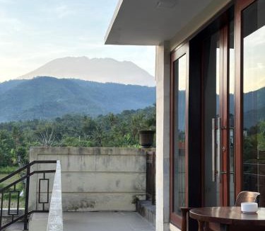 Candi Dasa House | Qiana House