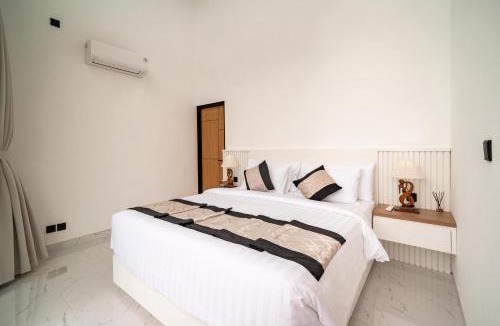 Blahbatuh Villa | Villa Effata - Close to Keramas Beach & Safari Park