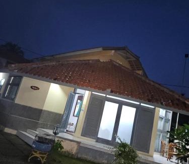 Anyer Villa | MY PISITA ANYER - villa pisita raya no 5