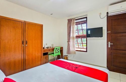 Sukajadi House | RedDoorz near Exit Toll Pasteur