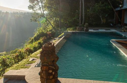 Menanga Villa | Villa Lereng Agung