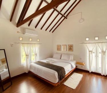 Ngaglik House | Spacious 3BR Villa Near Kaliurang - Arfani's House