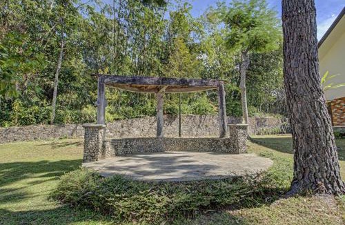 Trawas Hotel | Hotel O Villa Inn App Trawas Bintaro Syariah