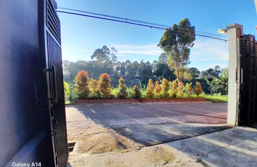 Parongpong Villa | Room Garden 3