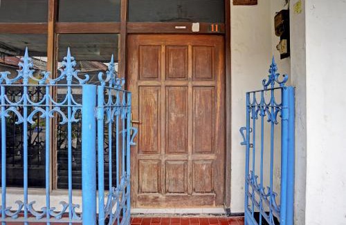 Mojokerto Hotel | Hotel O Sidomulyo Kost Syariah