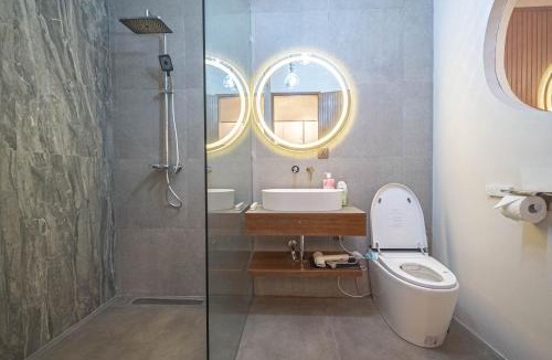 Celuk House | Twin Studio with Smart Projector near Ubud