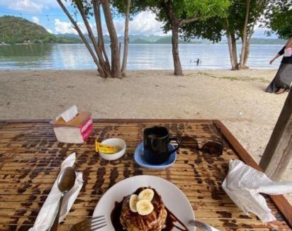 Gili Gede Hotel | El-Mindri Bungalow dan Resto
