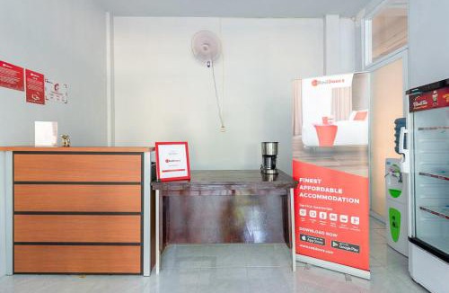 Gubeng House | RedDoorz Plus Syariah @ Raya Nginden 2