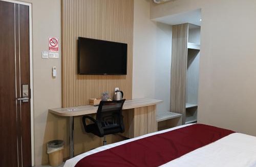 Sedati Hotel | Sunflower Hotel Syariah near Juanda Airport