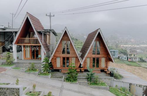 Kejajar House | Zaada Villa Dieng Syariah By Travelink
