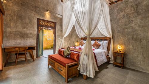 Kedewatan Villa | Tropical Villa Ubud