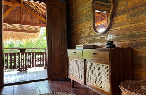 Gangga Villa | Secret Beach Beachfront Villa