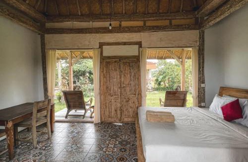 Renon Hostel | Balian Retreat Centre Homestay