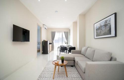 Sunset Road Apartment | Bustle Base Coliving and Coworking Space