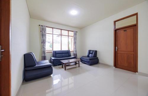 Ciloto Hotel | Urbanview Resort Villa Andy Tour Cisarua Puncak