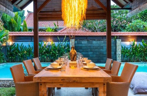 Ungasan Villa | Tropical Villa Matahari - 500sqm private Garden Retreat with large Pool!
