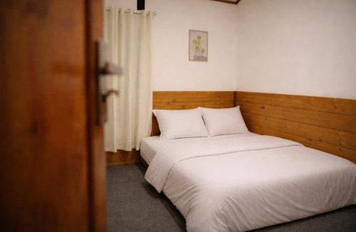 Rinding Batu House | Mama Tia Family Homestay