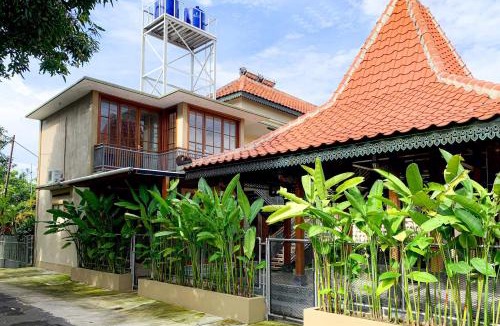 Ngemplak House | Mangu Living near Bandara Adi Soemarmo Solo RedPartner
