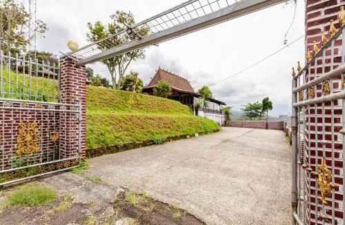 Bandung Villa | Dapur Caringin Tilu Villa Joglo