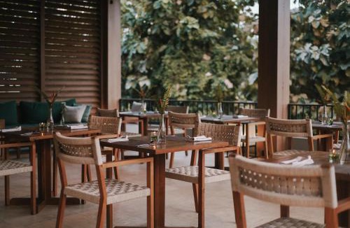 Kubutambahan Resort | Sanglung Villas & Suites