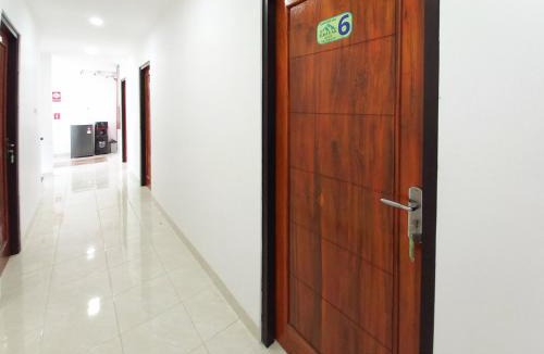 Kediri Hotel | Urbanview Sibayak House near Stasiun Kediri