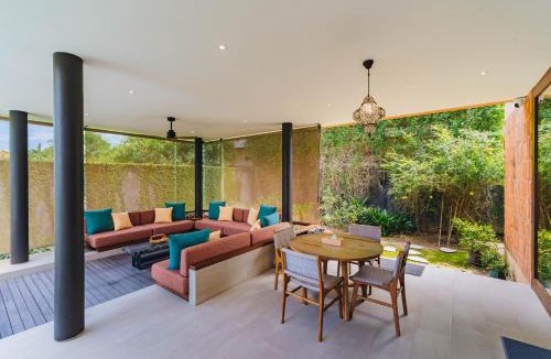 Jimbaran Bay Villa | Rosa Village - Luxury 4 Bedrooms Villa, Walkable to Beach