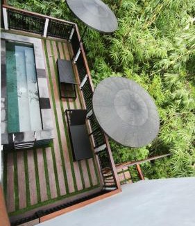 Kutuh Kaja Villa | Baruna Sari Villa yoga and reatret view jungle