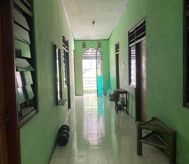 Bekasi Hotel | Hotel O Kost Bunda Syariah