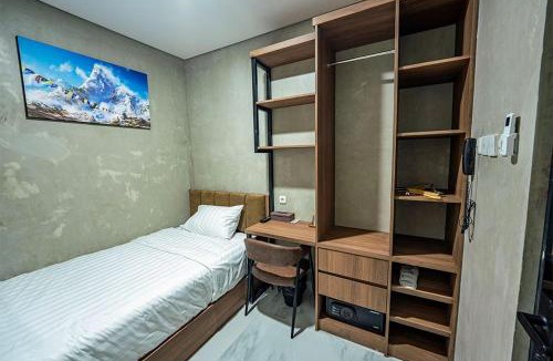 West Semarang Hotel | Trifena Residence