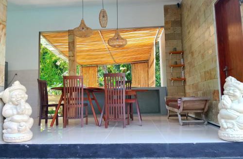 Anturan Villa | Lovina villa cinta