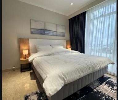 Cikini Apartment | MENTENG PARK EMERALD SPACIoUS 2BEDROOM APARTMENT WITH BEAUTIFUL BALCONY SUPER COMFORTABLE HOTEL GRADE AMENITIES 57SQM 6 PAX