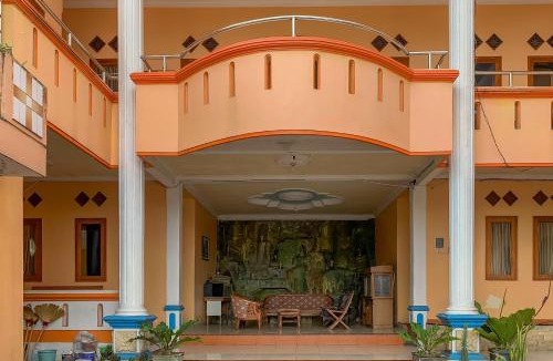Karanganyar Hotel | RedDoorz near Taman Wisata New Balekambang Tawangmangu