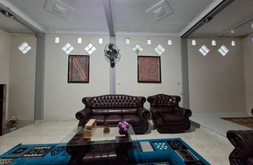 Rajabasa House | Bahrin Homestay Lampung