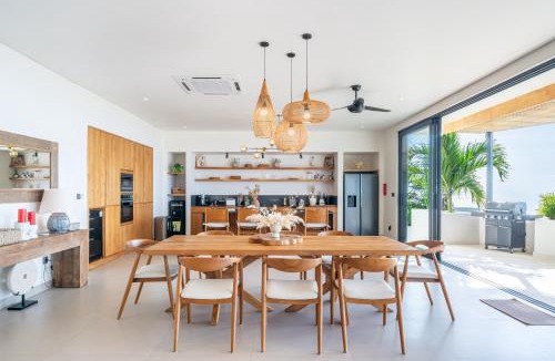 Uluwatu Villa | Casa Daria Sofia - Ocean Views Infinity Pool Escape with Cinema & Gym