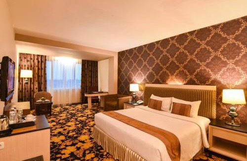 Bukittinggi Hotel | Grand Rocky Hotel Bukittinggi
