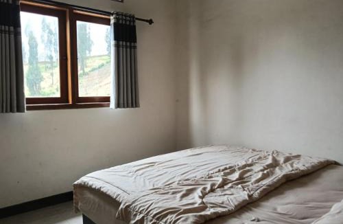 Ngadisari House | Savana Guesthouse