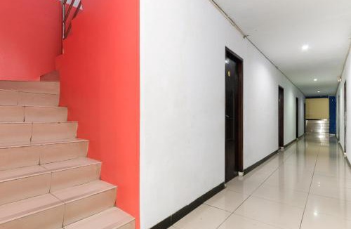 East Jakarta Hotel | RedDoorz Plus @ Jalan Pemuda Jakarta