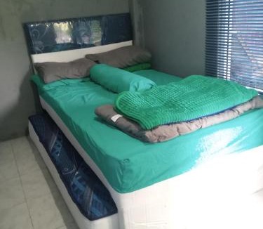 Tomohon House | Homestay Alina