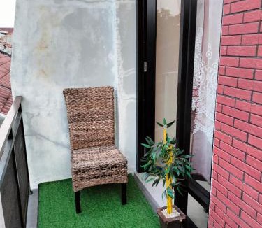 Madiun House | Taman Salak Homestay -5BR Entire House