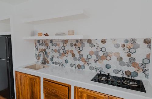 Praya Barat Villa | Villa Charlotte