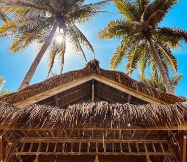 Sumbawa Barat Hotel | Living On Air