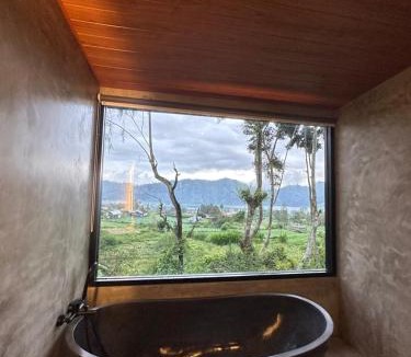 Toya Bungkah Hotel | Maisaba Kintamani Luxury Cabin and Bistro