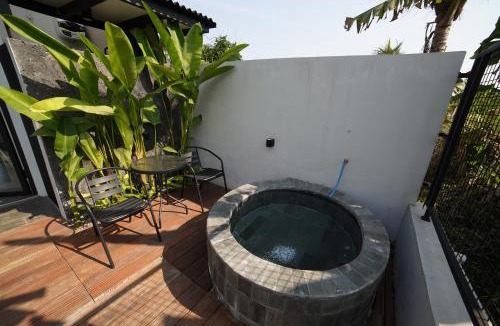 Mlati Villa | Ubu Villa Coconut 102 - in Yogyakarta