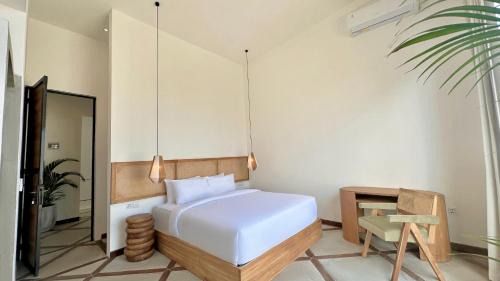 Batu Bolong Villa | Villa Daya Canggu - 5 Mins to Beach, Rooftop Cinema and Private Cook