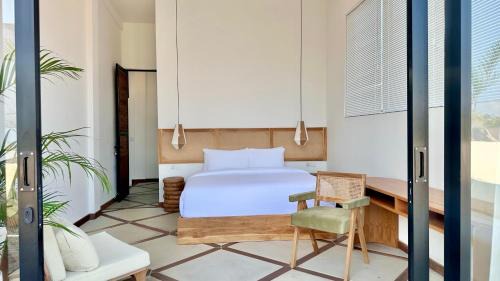 Batu Bolong Villa | Villa Daya Canggu - 5 Mins to Beach, Rooftop Cinema and Private Cook