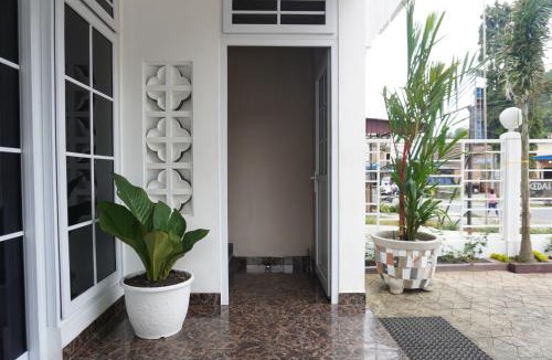 Parapat Hostel | Sinok Homestay Parapat
