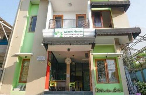 Cipete Utara House | RedDoorz near Kemang Square